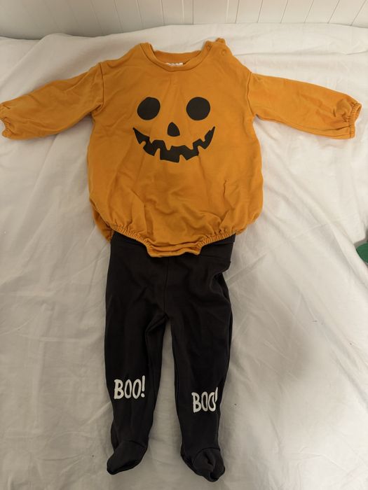 Set pijamale halloween marimea 74