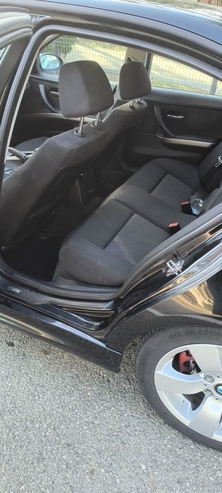 BMW Seria 3 E90 320d
