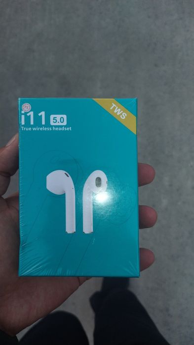 i11 Bluetooth naushnik