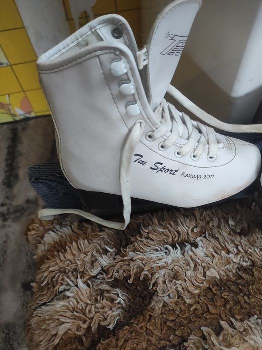 Коньки детские фигурные