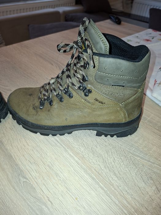 Обувки Meindl 42