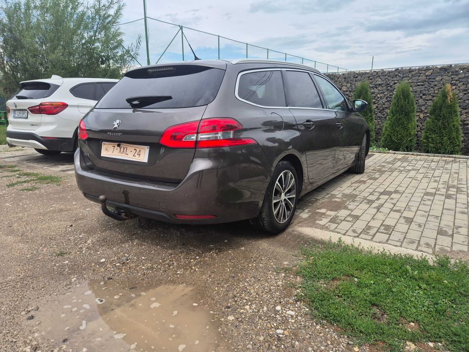 Peugeot 308, an 2014, Cutie automata