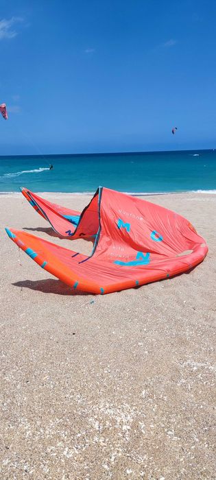 Kite / Кайт DUOTONE MONO 11 m / NORTH NEO 9M