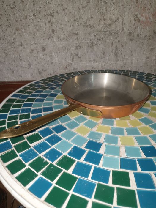 Стар меден тиган.