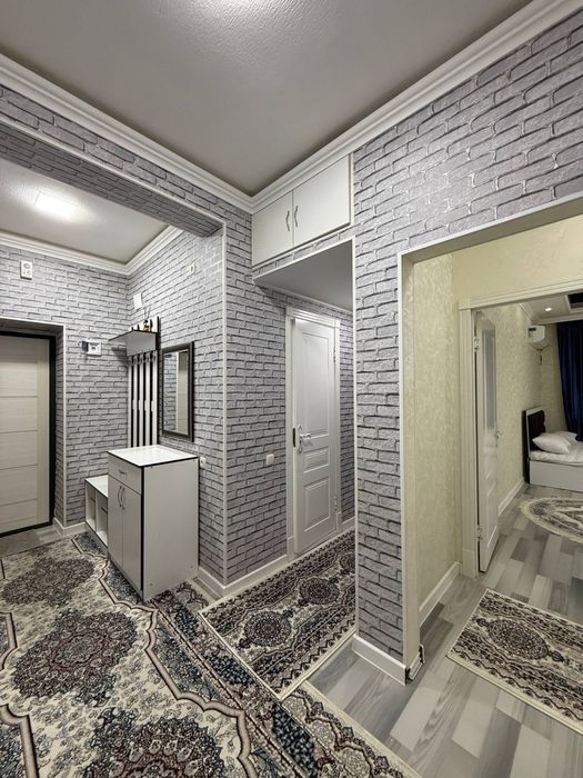 Продается 2 ком. Квартира площадью 70 кв.м. По ул. Гагарина