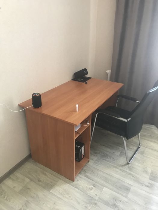 Продается стол и стул