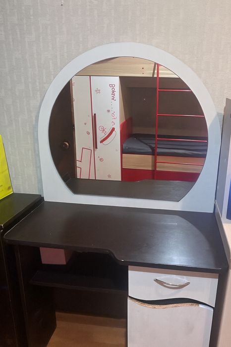 Продаю десткую стенку