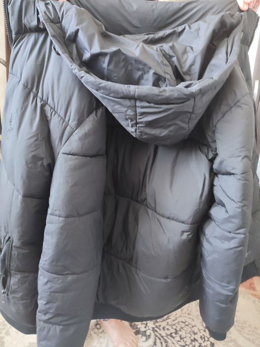 Продам зимнюю куртку