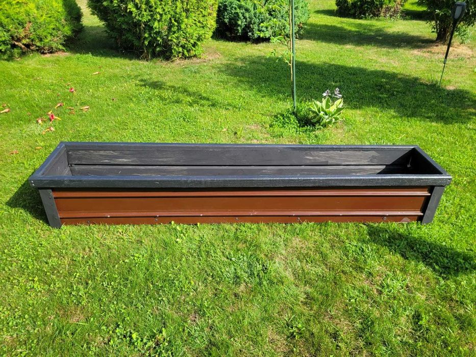 Jardinieră mare / Strat înălțat