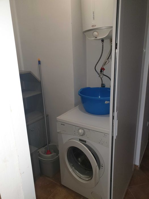 Дава се под наем Тристаен апартамент в София, Център - 87 кв.м за 600 € - Снимка #2