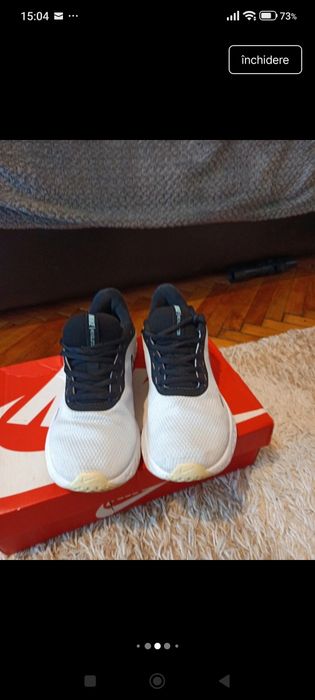 Adidași Nike ...