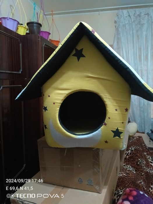 Продается домик для кошки в хорошем качестве и отличном состоянии