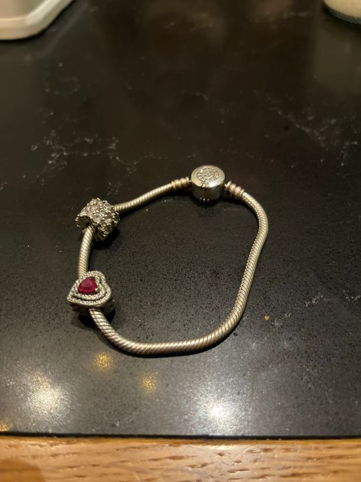 браслет pandora.