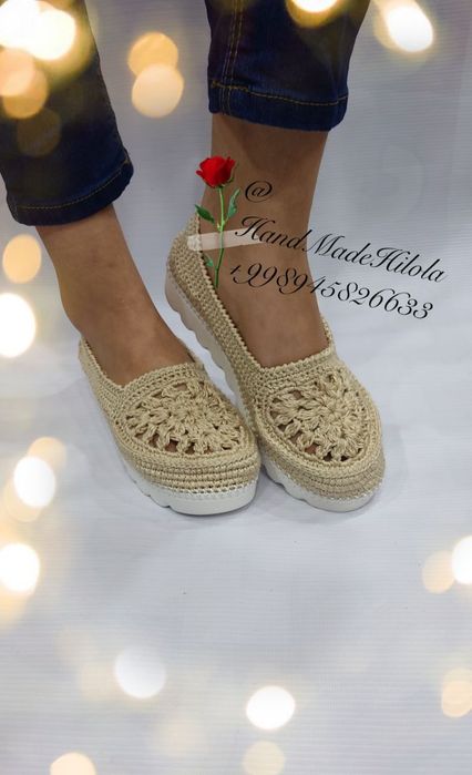 Тукилган оек кийим