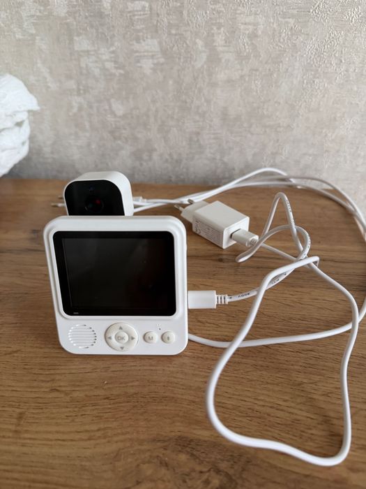 Продам видео няню