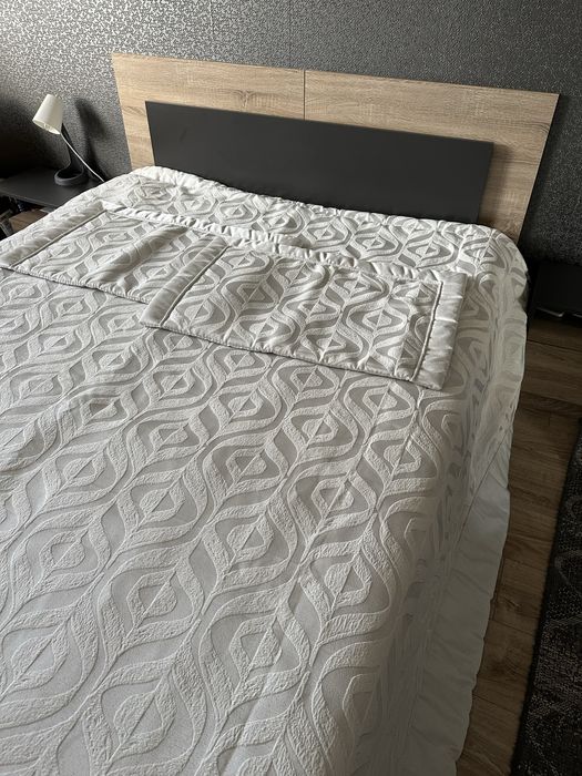 Ново висококачествено шалте за спалня