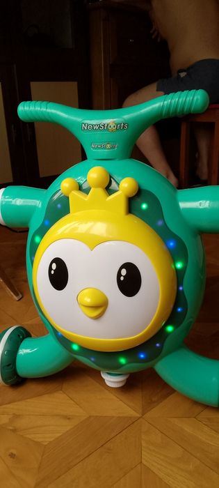 Беговел - каталка озвученный.