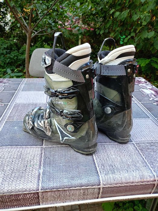 Продавам ски обувки Atomic номер 39.5, 42 и 43