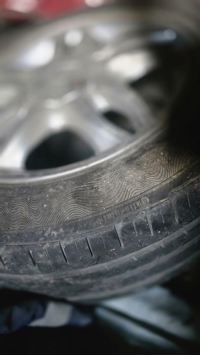 3 jante aliaj Renault clio cu anvelope de vara