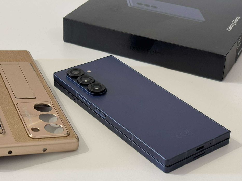 Бартер! Kaто НОВ! Samsung Galaxy Z Fold 6 Navy (Син)