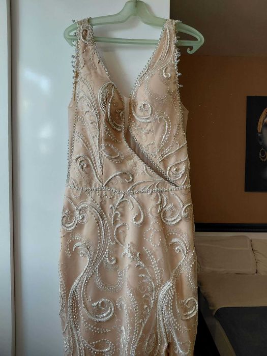 Официална Рокля ...