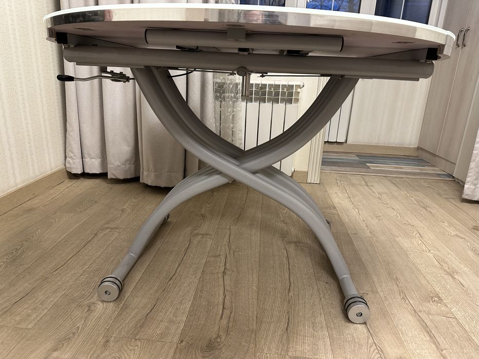 Продам круглый стол (раскладной)