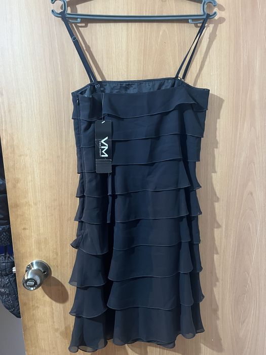 Продам  нарядные платья