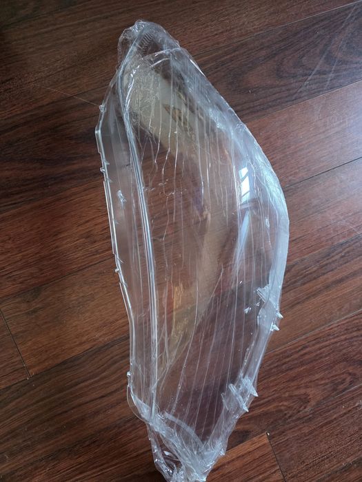 Toyota yaris 2014 стъкло за фар