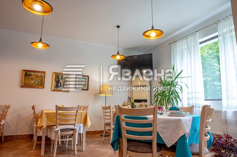 Продава се Магазин в Априлци - 2500 кв.м за 700 €/кв.м - Снимка #9