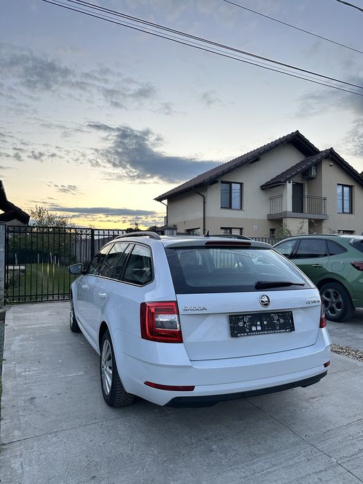 Skoda Octavia / 2020 / Euro 6 / Carplay