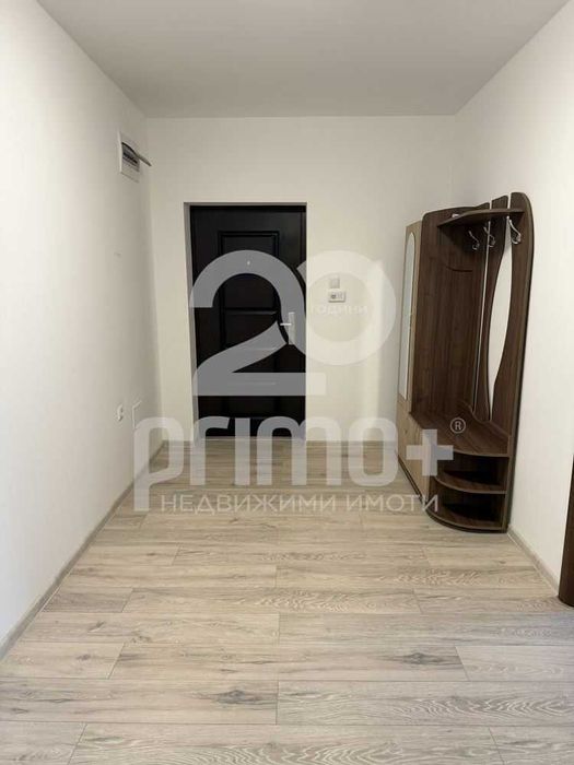 Дава се под наем Тристаен апартамент в Велико Търново, Колю Фичето - 90 кв.м за 459 € - Снимка #10