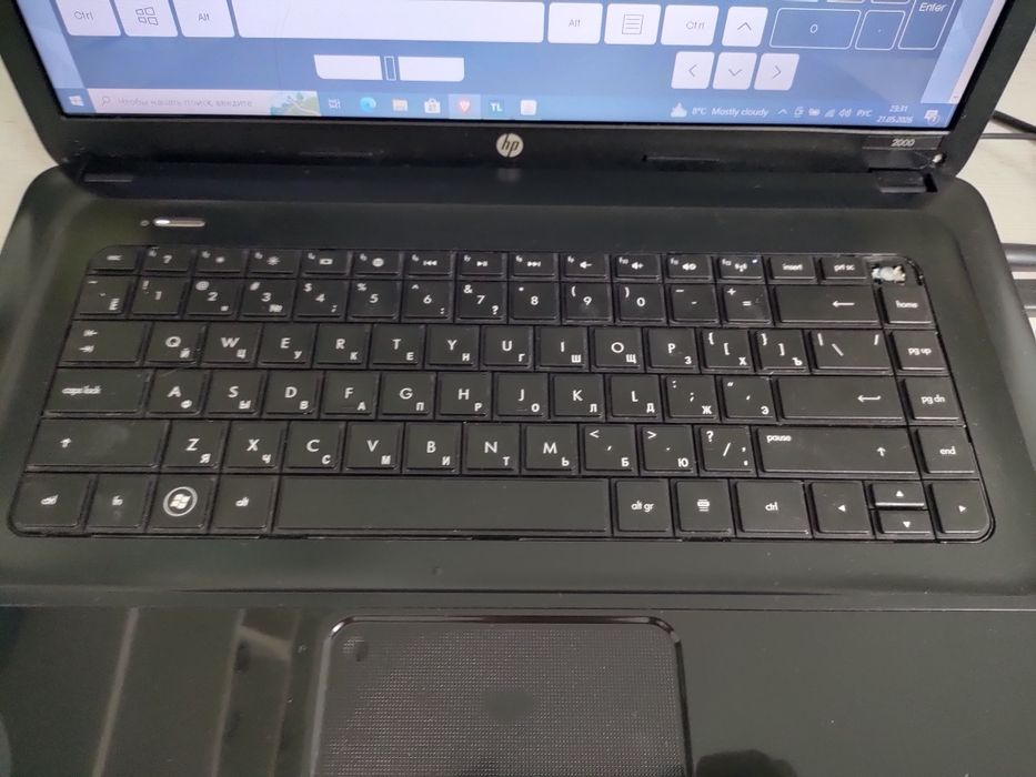 Ноутбук HP 2000 2d91er