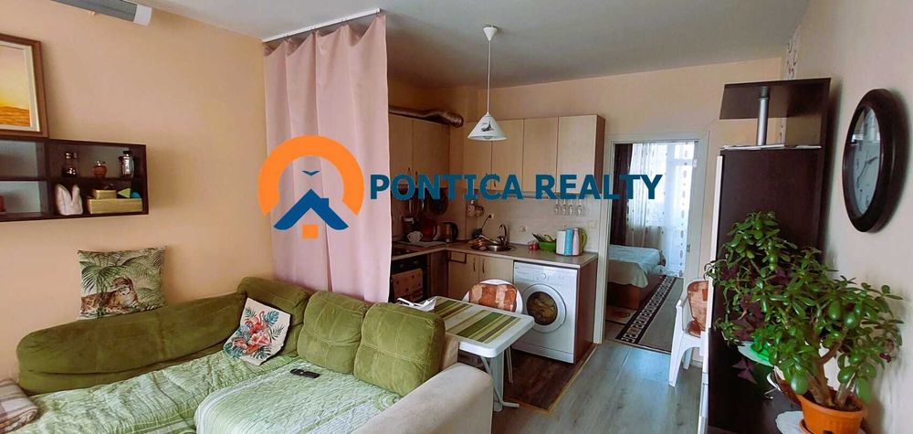 Двустаен апартамент в центъра на стария град Поморие