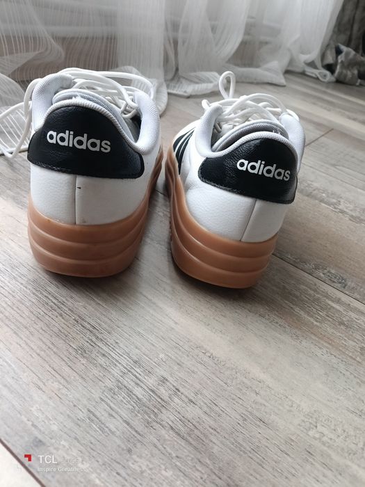 Маратонки Adidas