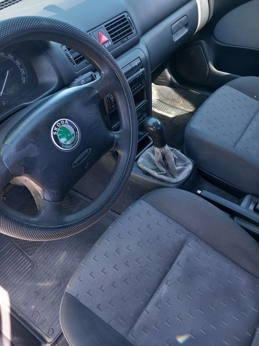 Skoda octavia 2.0 GPL OMOLOGAT SI VALABIL taxe la zi se oferă fiscal 2 chei consum mic