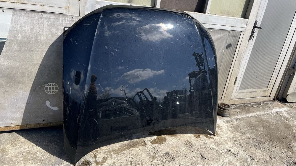 2 броя преден капак Audi A4 B8 2013г