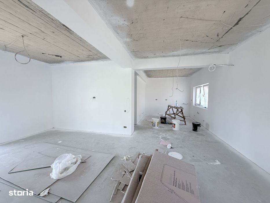 Duplex deosebit, 5 camere, curte generoasa, zona Safirului-Gladiolelor