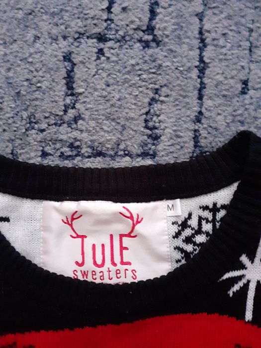 Коледни пуловерчета