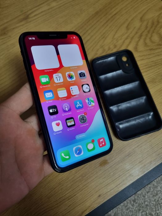 iPhone XR ingrijit tot OK liber