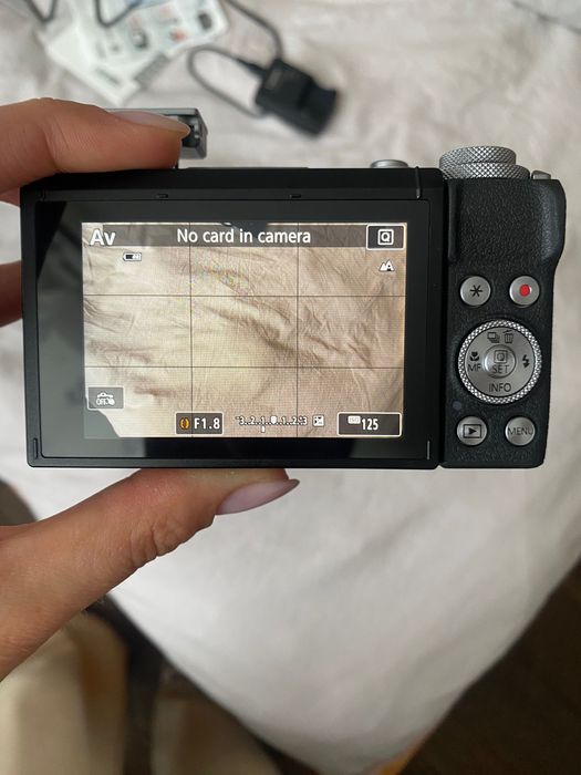 Canon G7X Mark III
