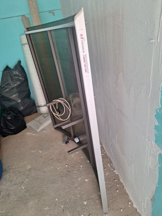 навес за вендинг машина със сензор ден/нощ и лед осветление!