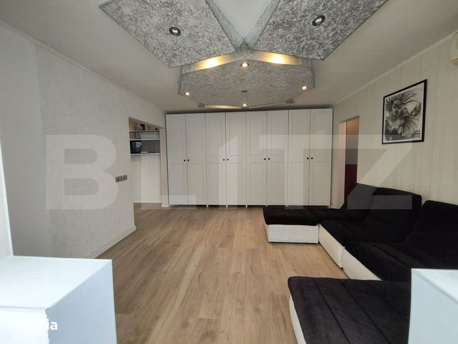 Apartament de vanzare, 3 camere, Iosia, etaj 2, parcare, mobilat utila — fotografia 1