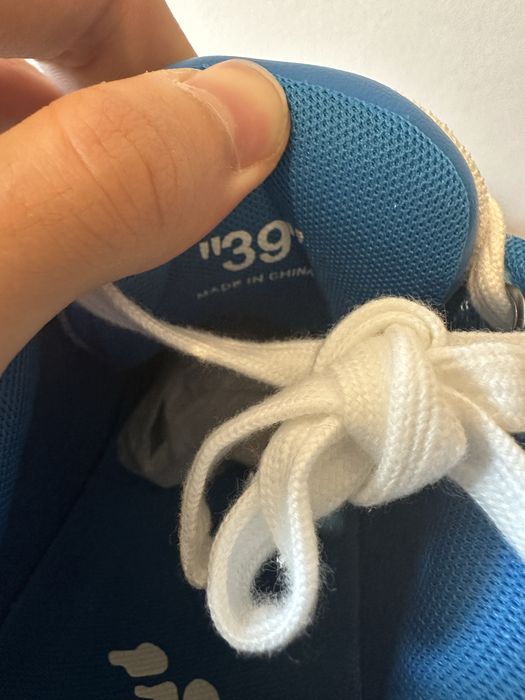 OFF-White Out Of Office OOO Low Tops Blue White