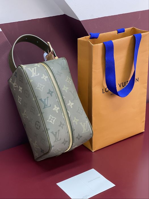 Borseta Louis Vuitton , calitate premium , pe comanda , noua
