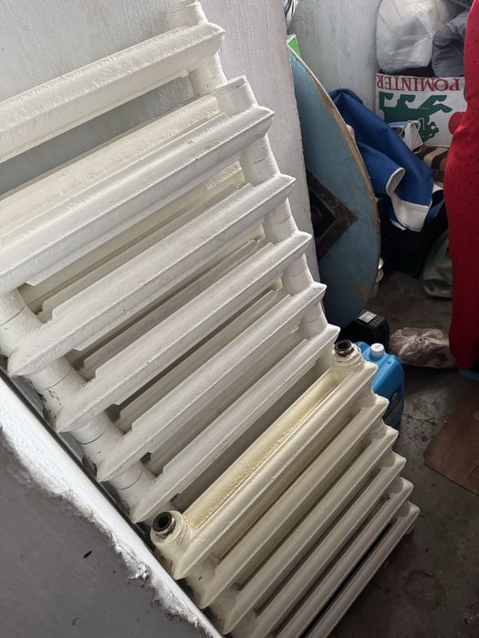 Продам чугунные батареи