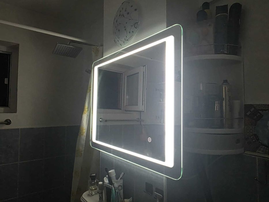 Oglindă baie cu led