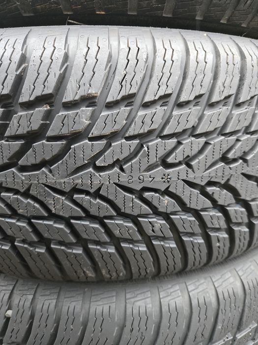 4бр. 205 55 16 Nokian зимни.