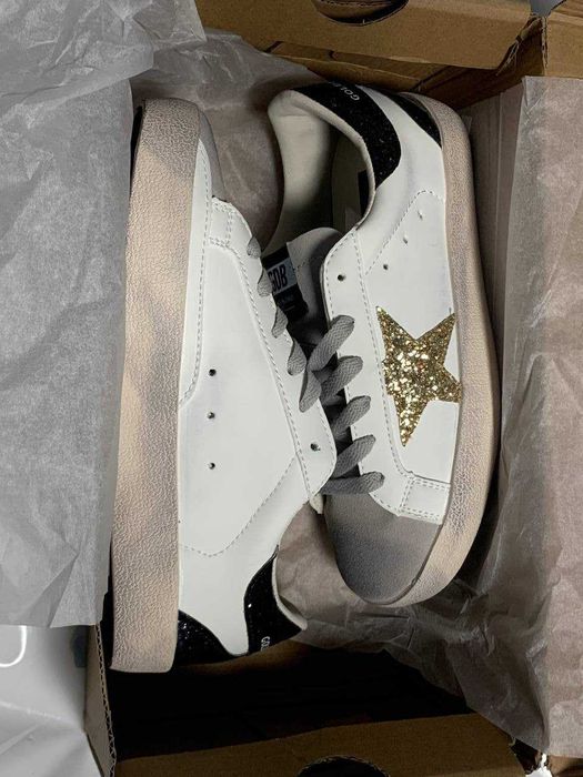 Кроссовки Golden Goose (37 размер)