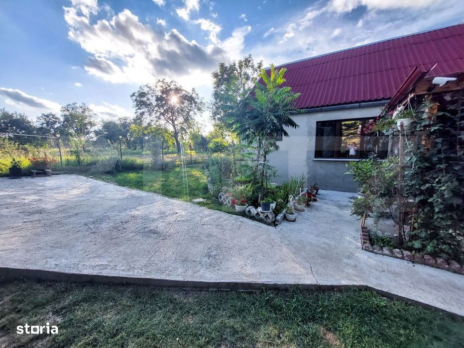 Casa de vanzare, 80 mp, teren 1903 mp, livada, sat Vechea-Chinteni