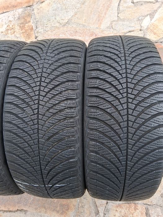 215 45 17 Goodyear 91 W